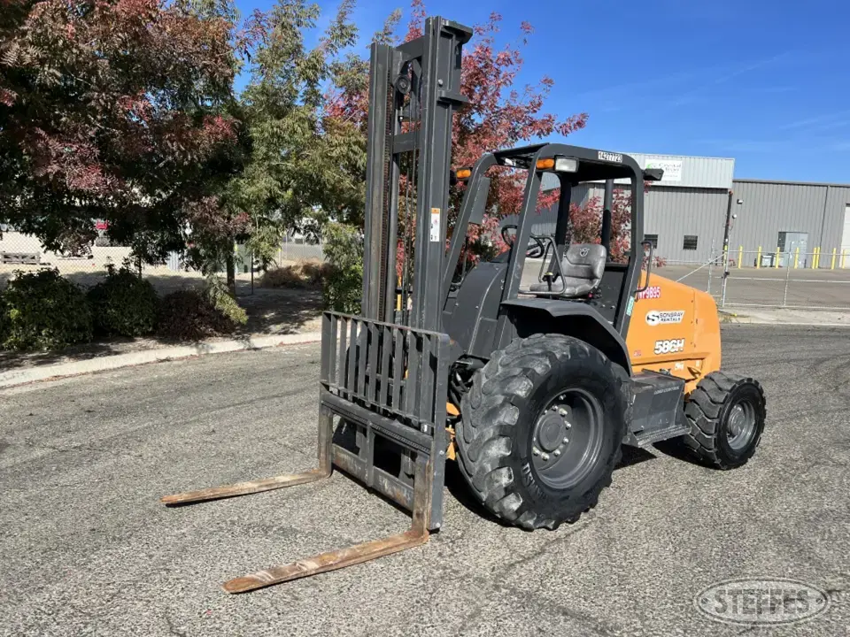 2019 Case 586H Rough Terrain Forklift