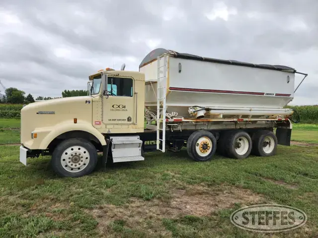 1994 Kenworth T800