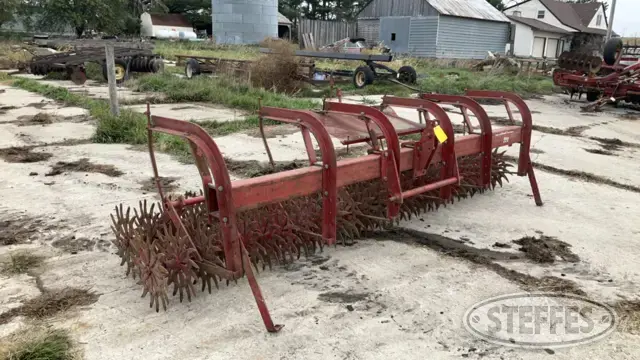 International 300