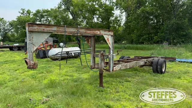 Shop-built single axle gooseneck trailer frame
