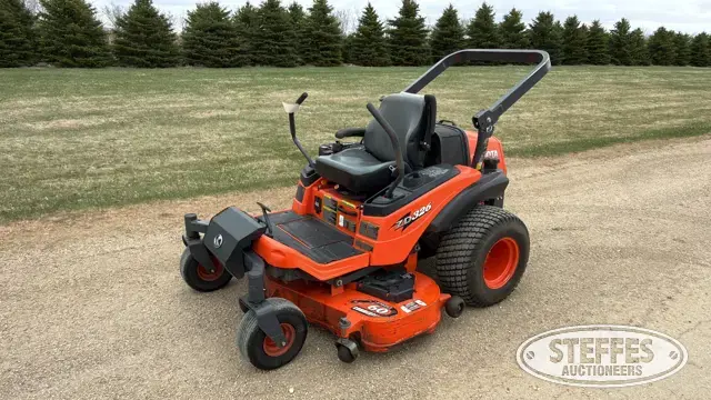 Kubota ZD 326