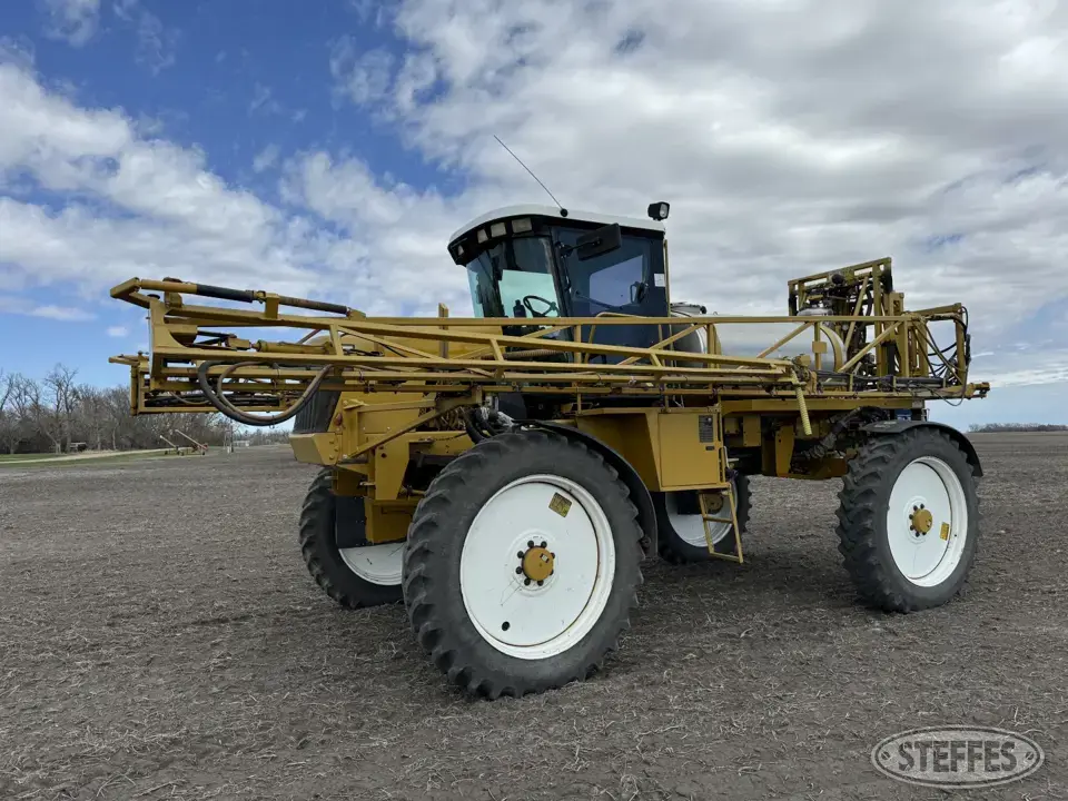 2001 Ag Chem 854 RoGator Self-Propelled Sprayer