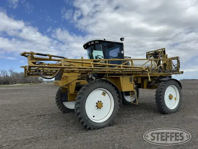 2001 Ag Chem 854 RoGator