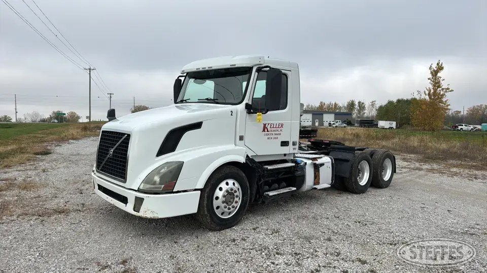 2012 Volvo VNL Conventional Truck without Sleeper