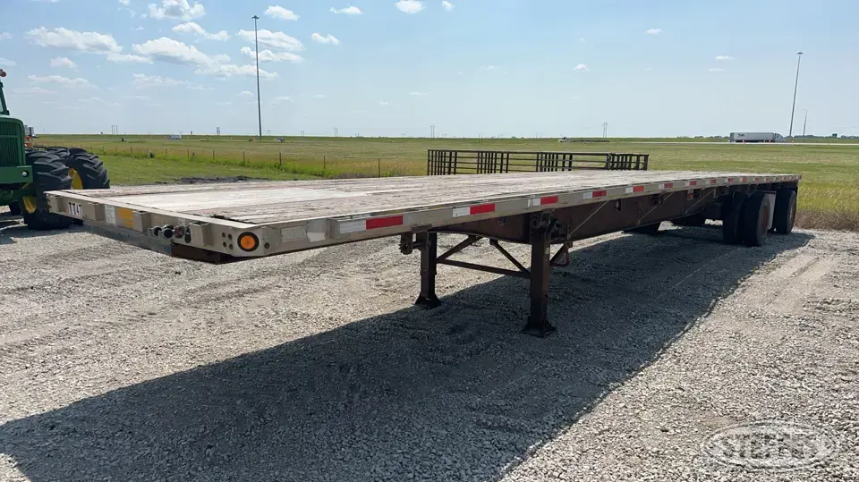 1998 Utility Flatbed Trailer