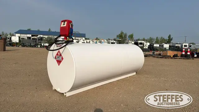 1,000 gal. fuel tank