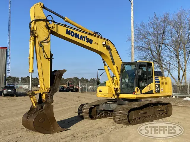 2017 Komatsu PC 210 LC