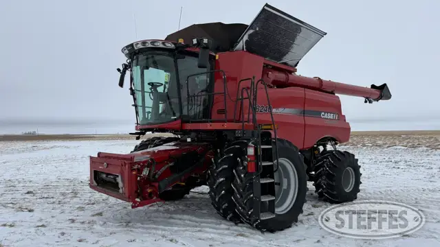 2018 Case IH 8240