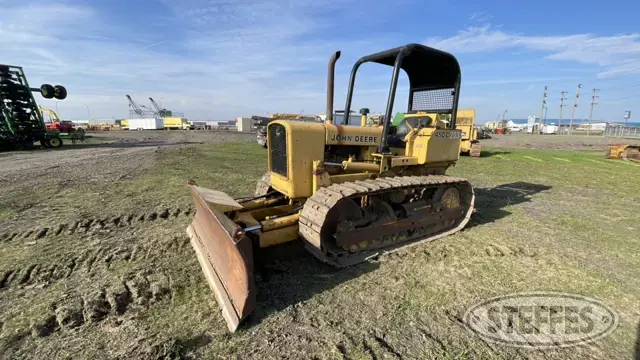 1979 Deere 450C