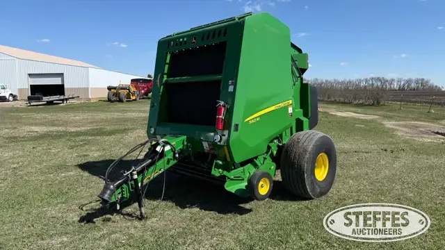 2018 John Deere 560M