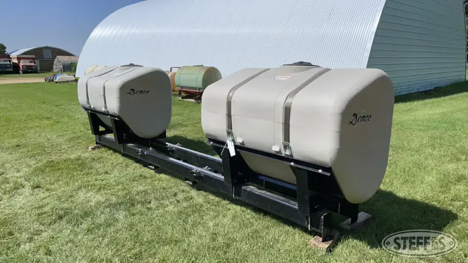 Demco Liquid Fertilizer Tank