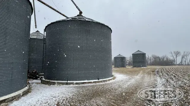 Circle grain bin