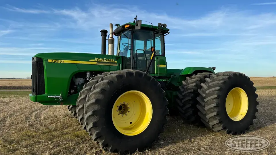 2006 John Deere 9520 4WD Tractor