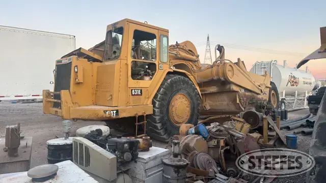 1989 CAT 631E