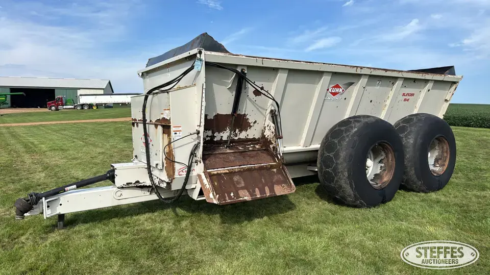 Kuhn Knight Slinger 8141 Manure Application Equipment