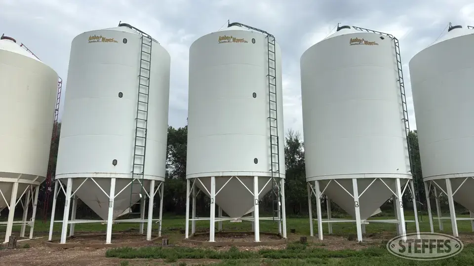 2003 Amber Waves Hopper Bin