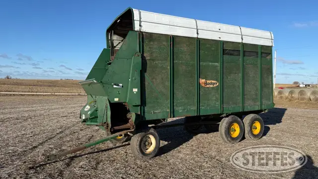 Badger forage wagon