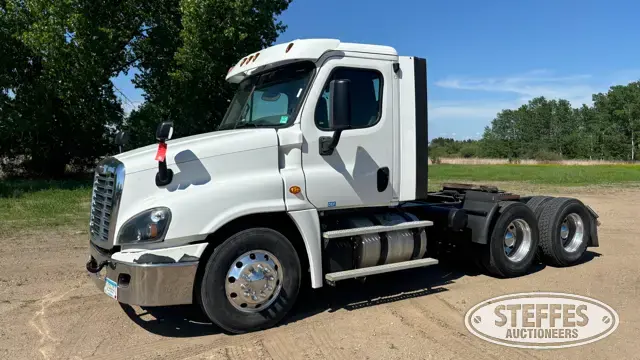 2016 Freightliner Cascadia 125