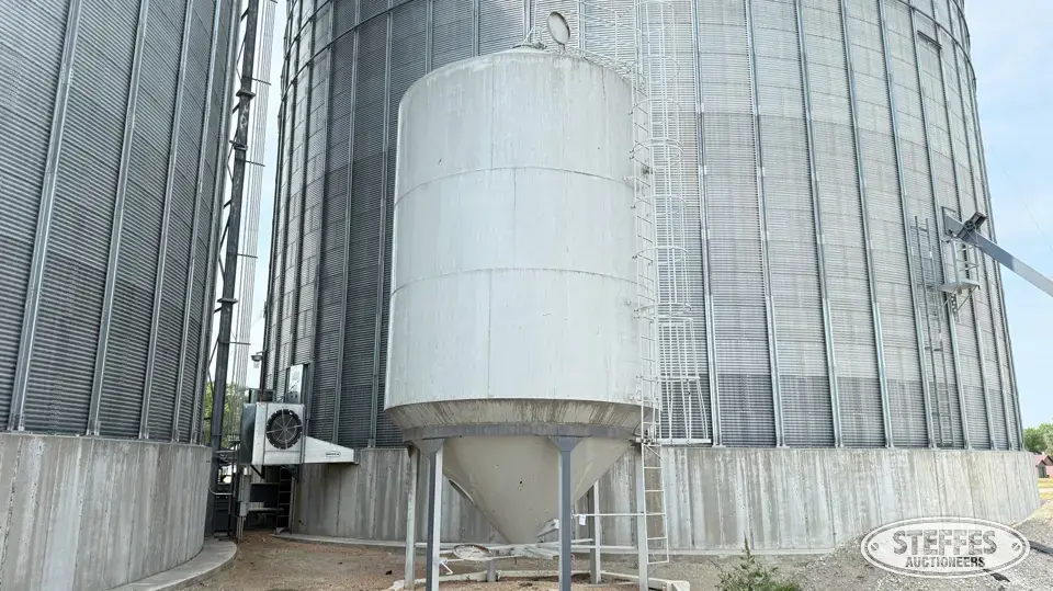 Lorrich 150-17 Hopper Bin
