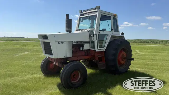 1974  Case Agri King 1370
