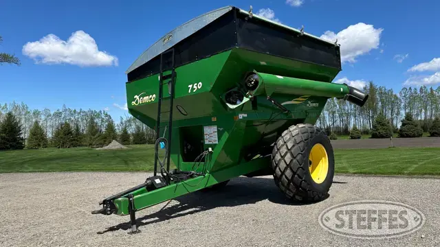 2008 Demco 750
