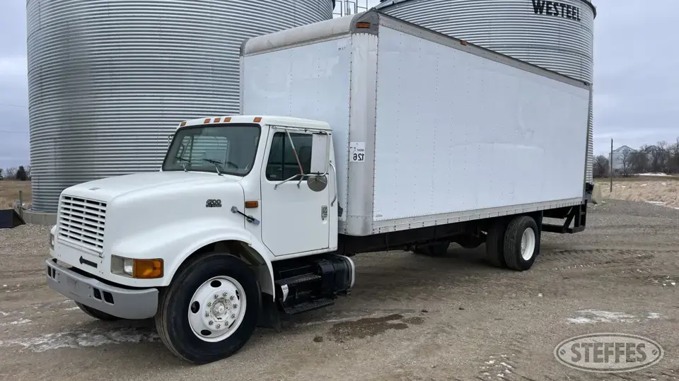 1999 International 4700 Tender Truck