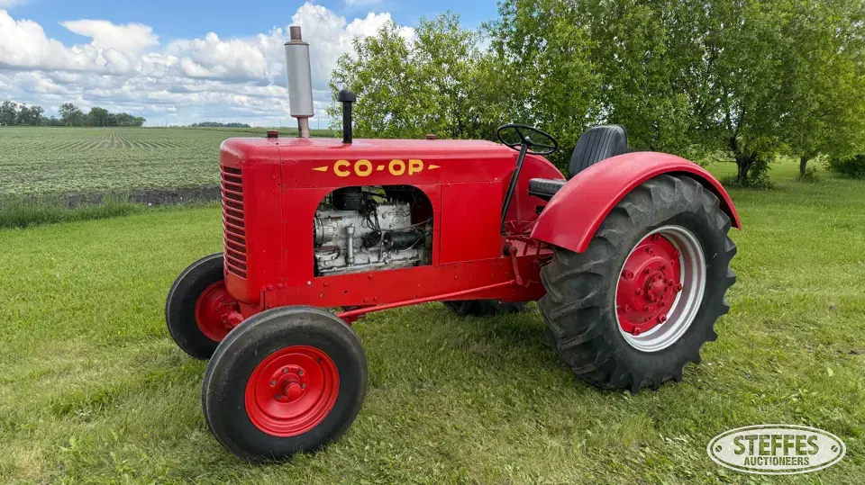 1952 Co-op 3 Collectible Tractor