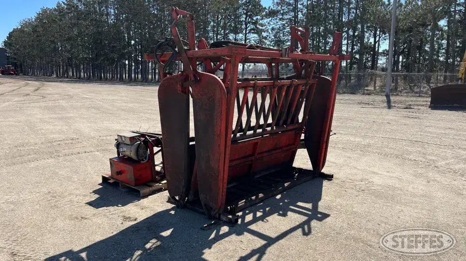 Bowman Squeeze Chute