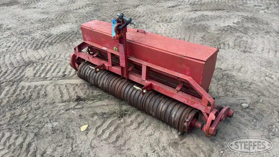 Brillion GLP-64-01 Overseeder