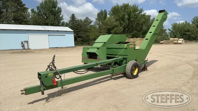 John Deere 300