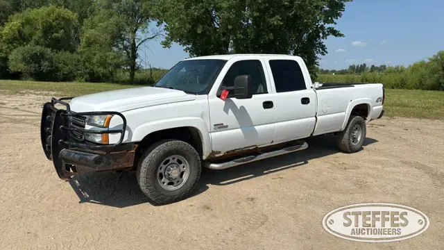 2005 Chevrolet Silverado 3500 LS
