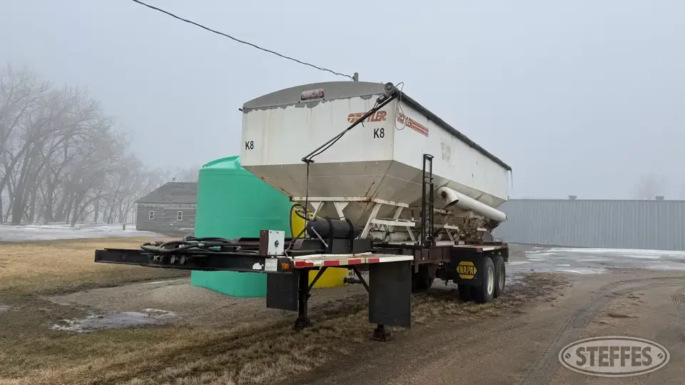 1975 Strick 7400NFFNS Combination Tender
