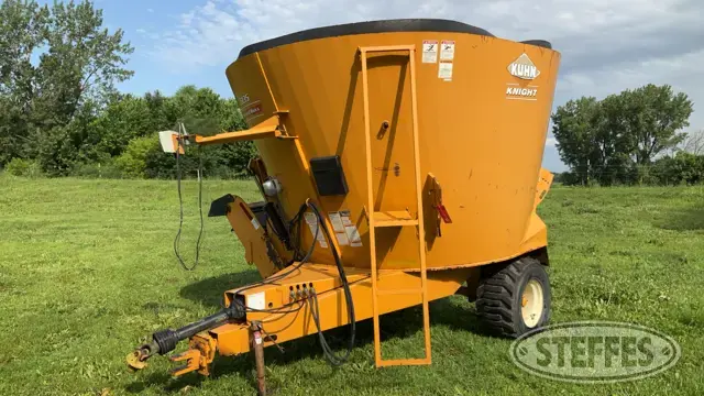 Kuhn 5135