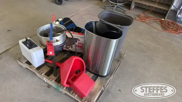 Turkey smoker