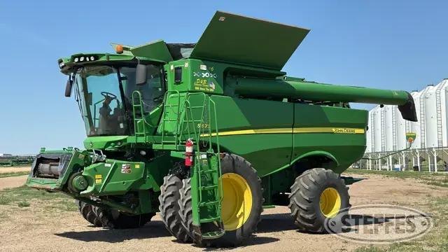 2012 John Deere S670