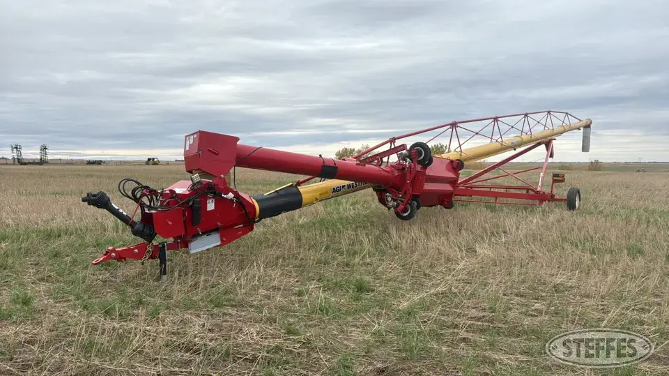AGI Westfield MKX13-84 Swing Hopper Auger