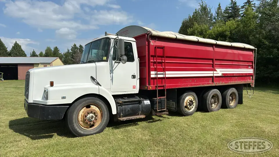 1992 White GMC Grain Truck