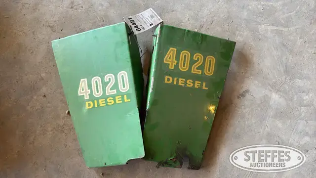 John Deere 4020 side panels