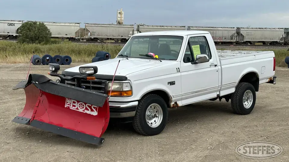 1996 Ford F-150 XLT Half Ton Pickup