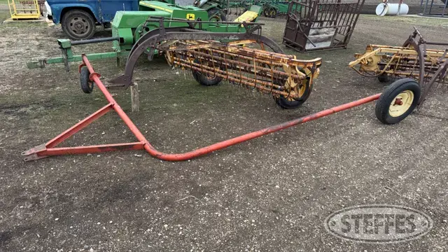 New Holland 56