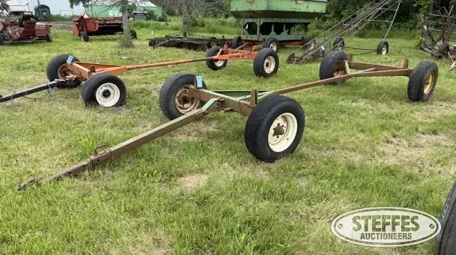 John Deere running gear