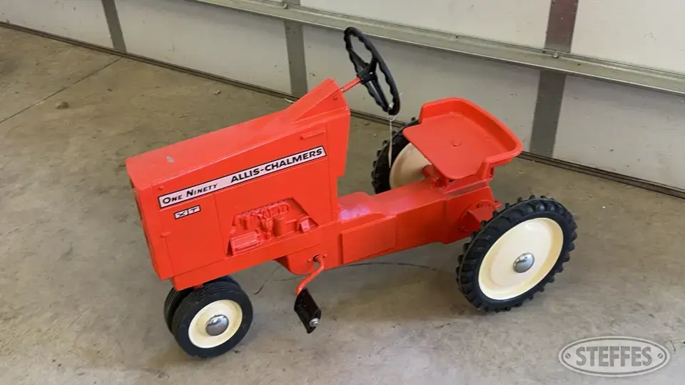 1964 Allis-Chalmers One Ninety XT Personal Property