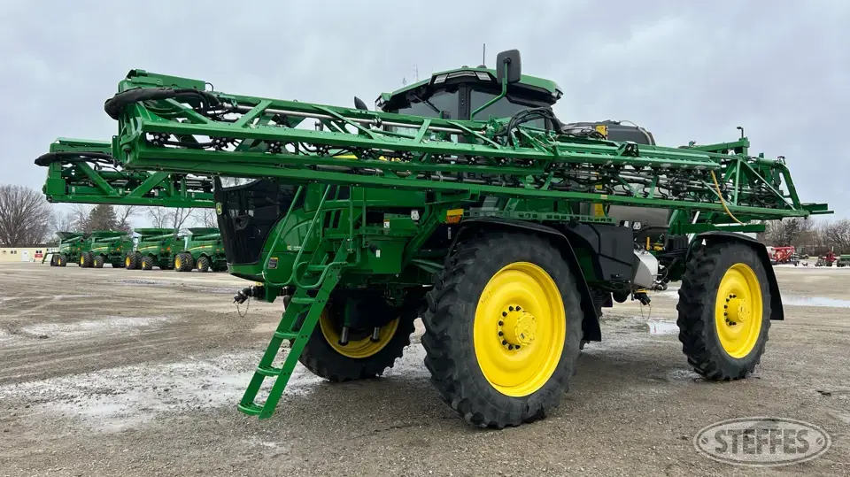 2023 John Deere 612R Self-Propelled Sprayer