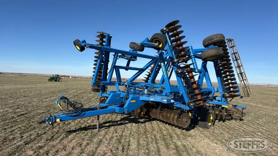 Landoll 7431-33 VT Plus Vertical Tillage