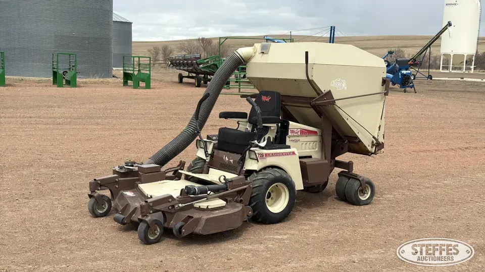 2011 Grasshopper 729T6 Zero Turn Mower