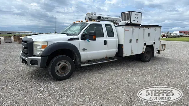 2012 Ford Super Duty F-550 XL