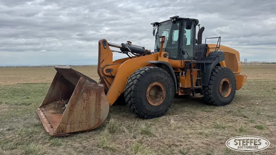 2015 Case 1121F Wheel Loader