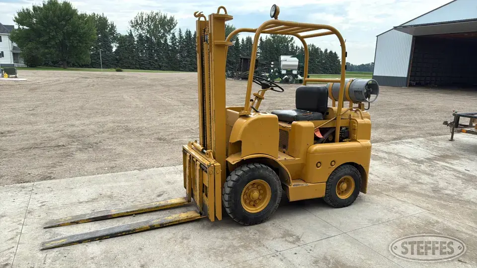 Allis-Chalmers Warehouse Forklift