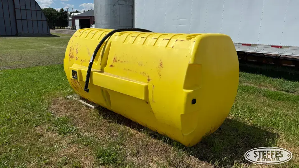 Schaben 1,000 gal. sprayer tank Chem-Fert Accessories-Other