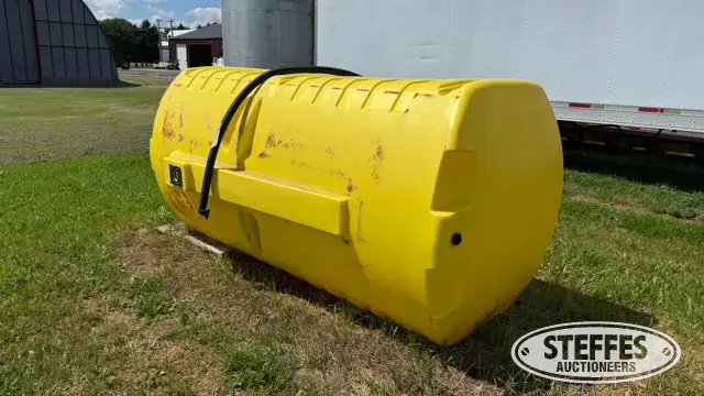 Schaben 1,000 gal. sprayer tank